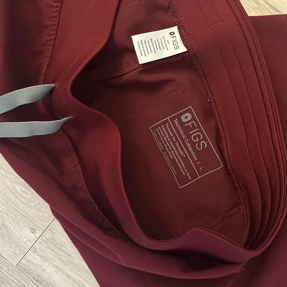Figs Livingston Basic Scrub Pants- Burgundy - Picture 4 of 8